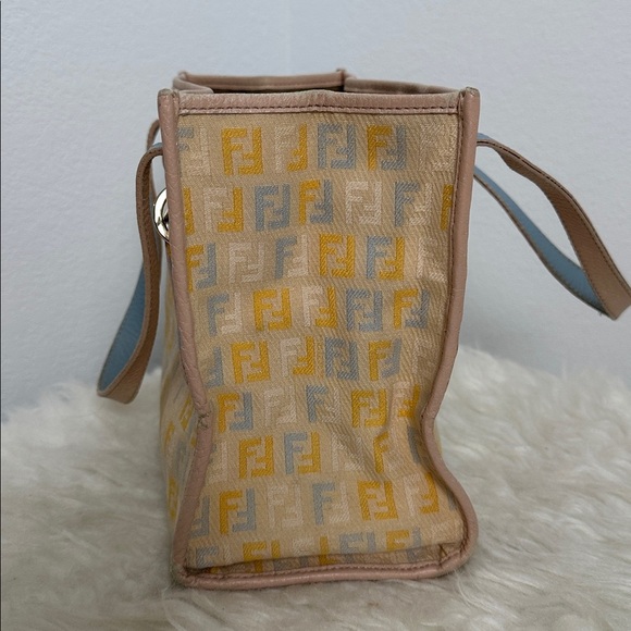 💯Authentic Fendi Tote Multi Color🍀 - Picture 12 of 17